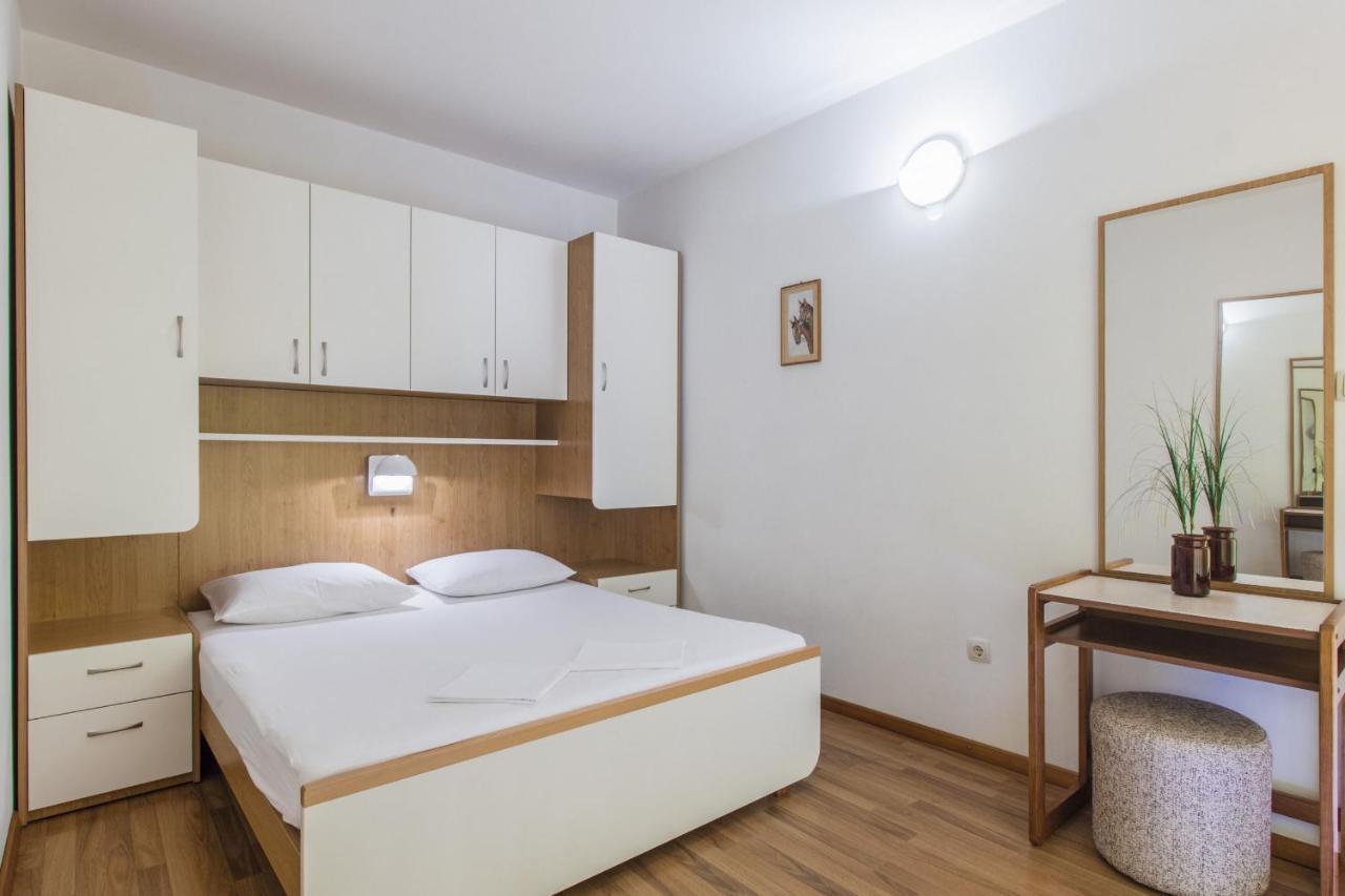 Apartments Konta City Center Vodice Exterior foto